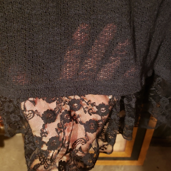 Almost Famous slightly sheer sweater - Picture 3 of 9
